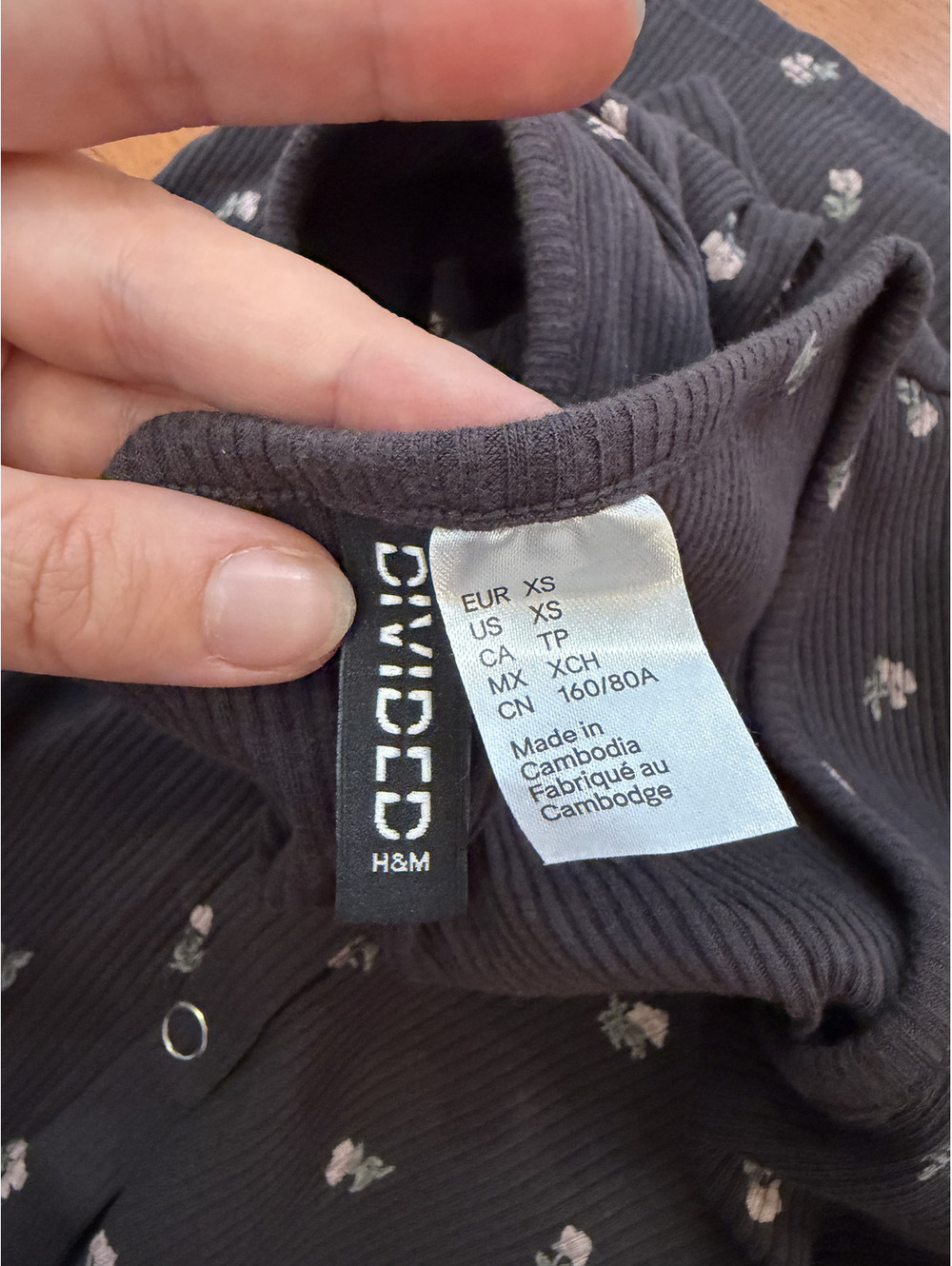 H&M Divided Black Floral Ribbed Button Front Mini Dress - Picture 6 of 8